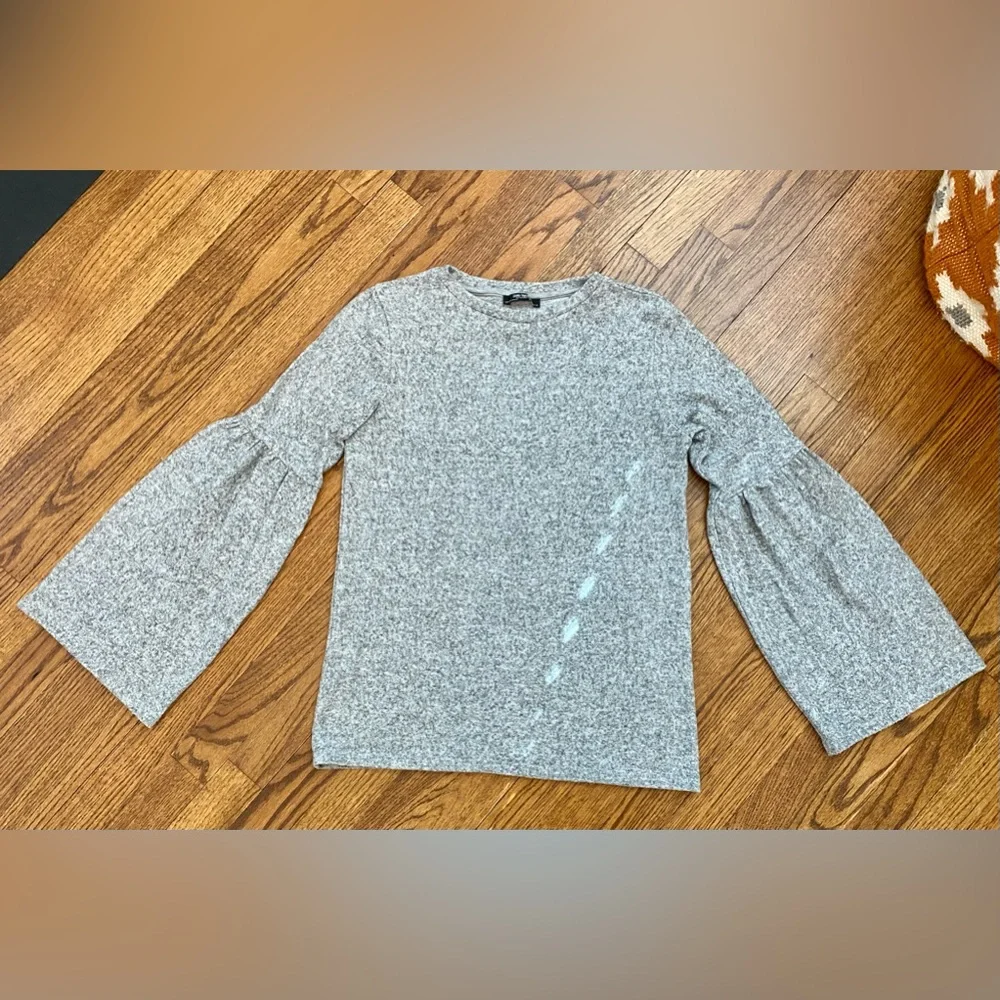 ZARA Bell Sleeve Soft Sweater - Picture 1 of 8